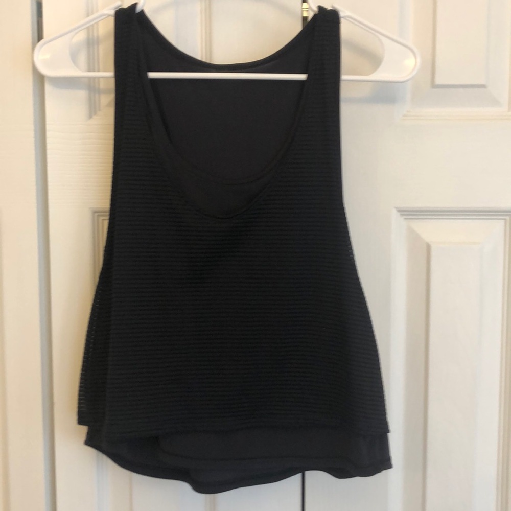 Lululemon crop Top Black Layered
